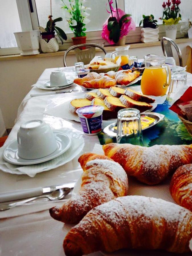 Villa Damecuta B&B Анакапри Екстериор снимка