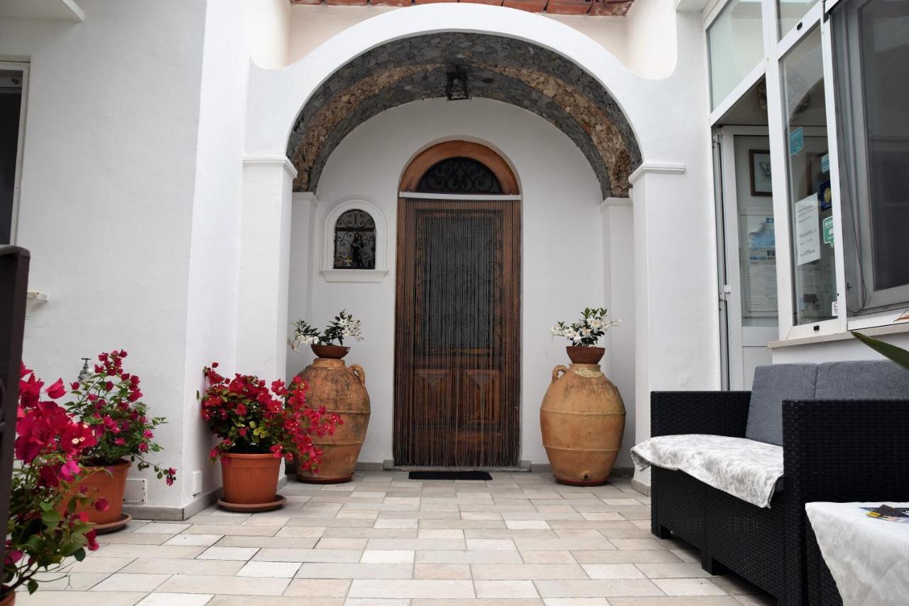 Villa Damecuta B&B Анакапри Екстериор снимка